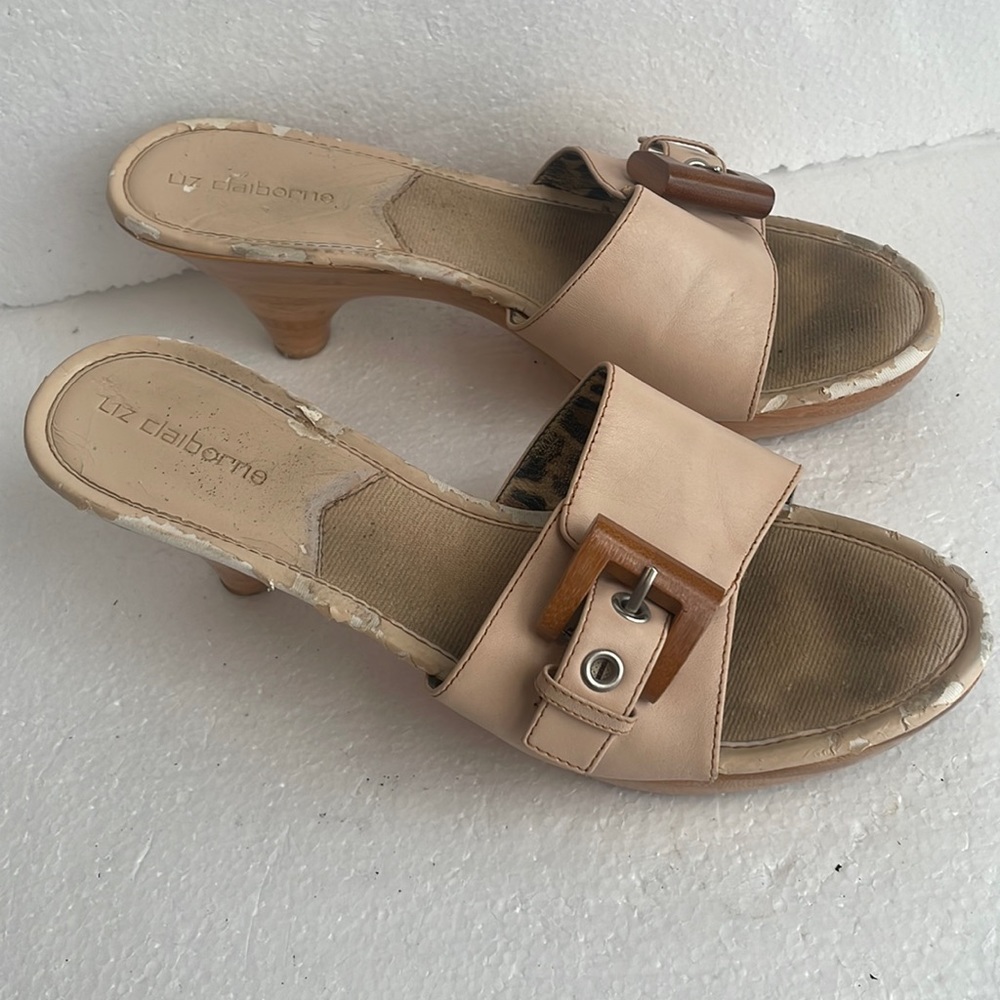 Vintage Y2K Liz Claiborne sandals Radley heels open toe slip on slides nude 8